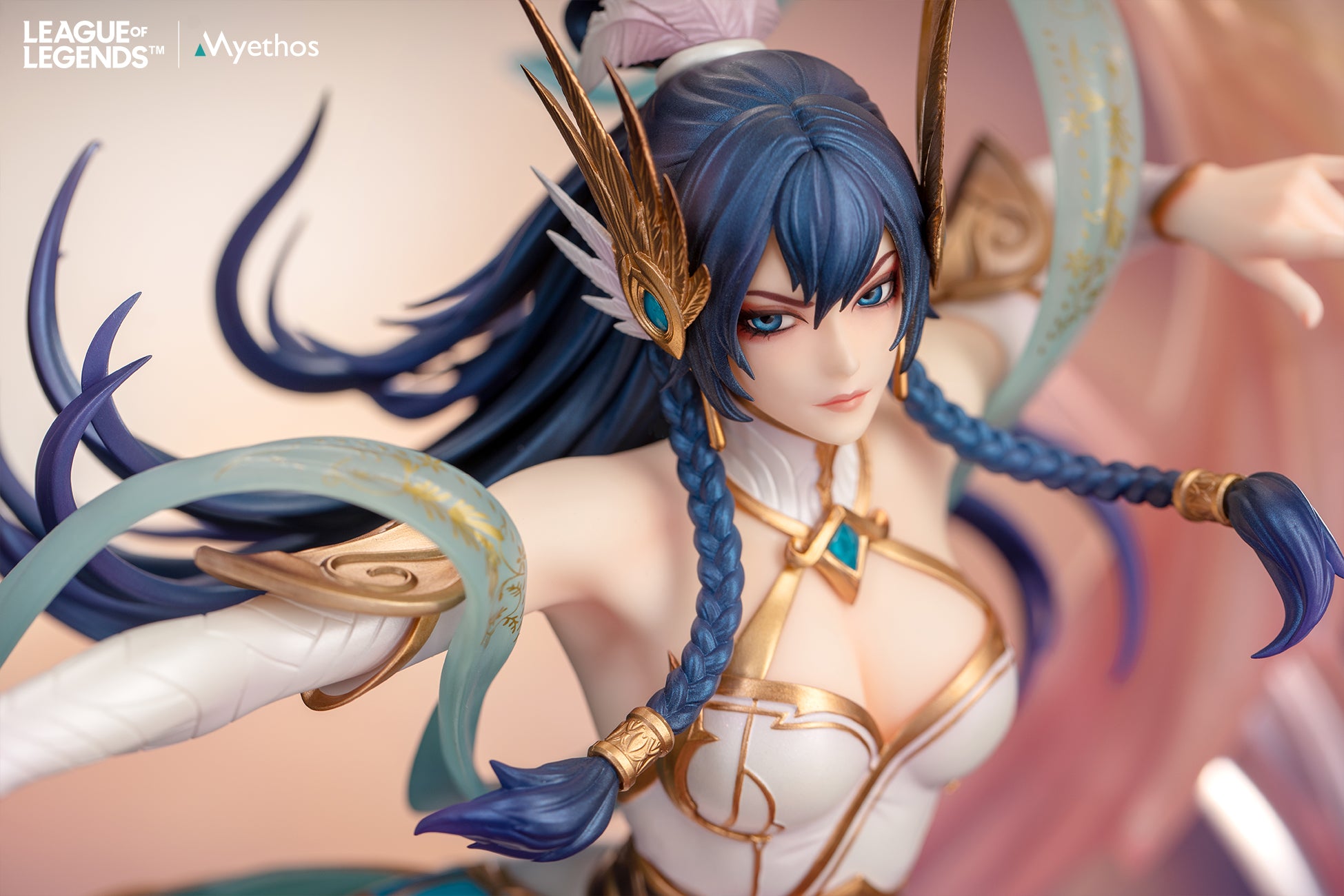 LEAGUE OF LEGENDS DIVINE SWORD IRELIA 1/7 PVC FIG