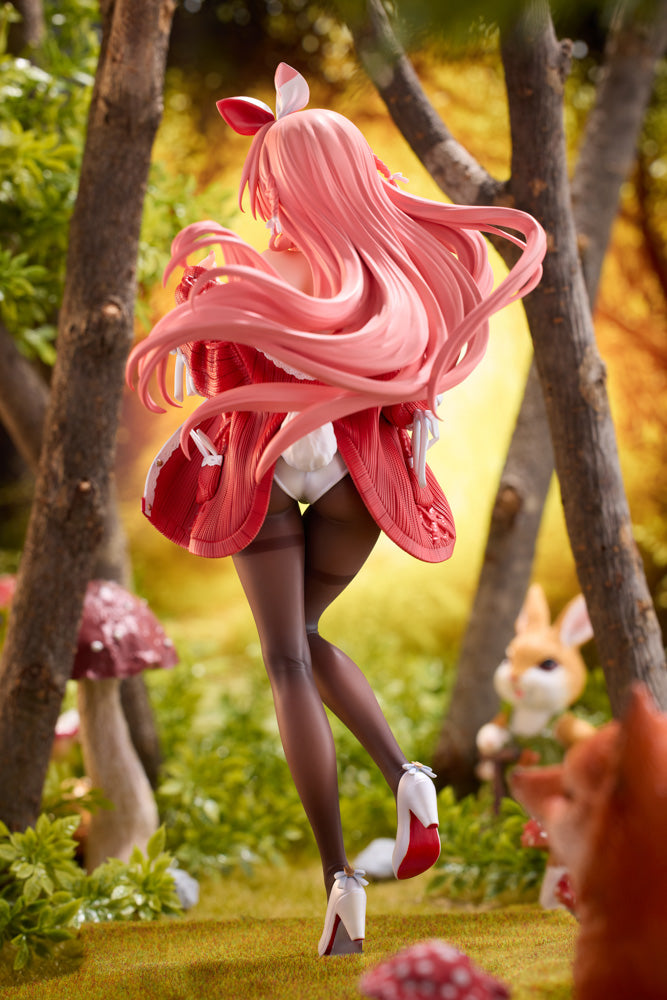 WHITE RABBIT ILLUSTRATED BY ROSUURI 1/7 PVC FIG (MR)