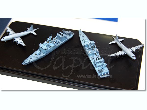 Aoshima 1/700 J.M.S.D.F. DDG Hayabusa & Umitaka 2Ship Set