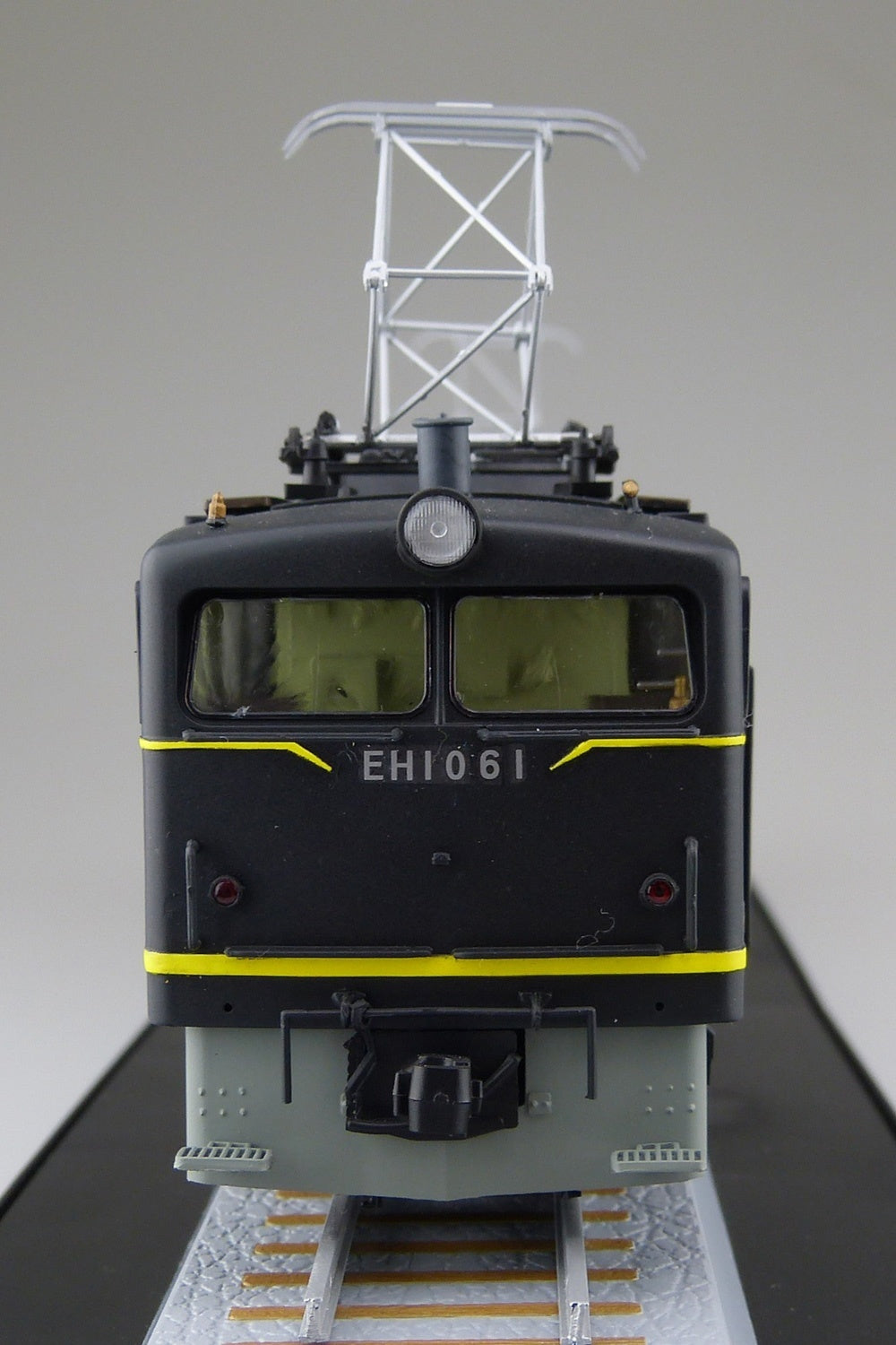 Aoshima 1/50 Electric Locomotive EH10