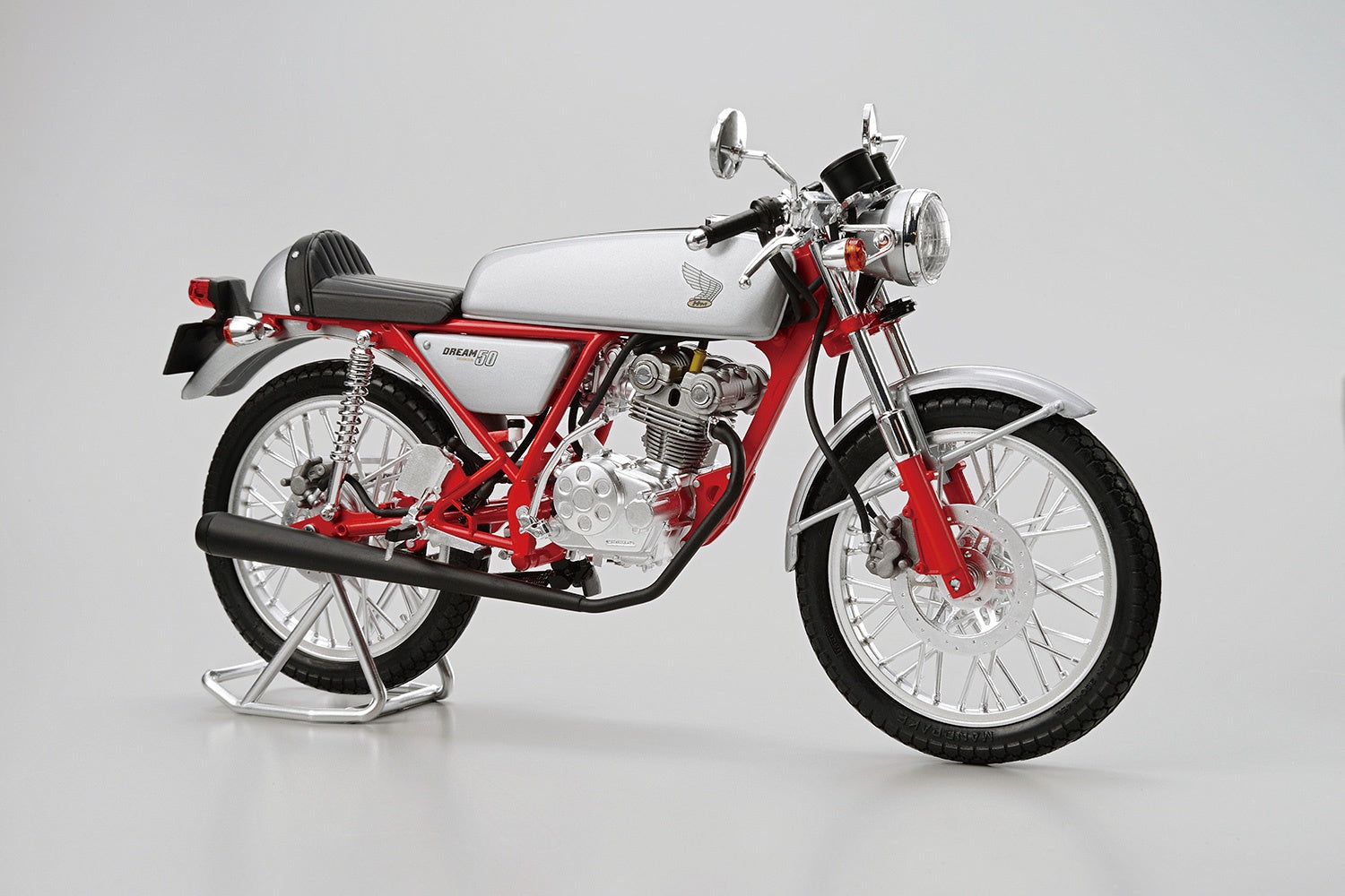 Aoshima 1/12 Honda Dream50 97 Custom