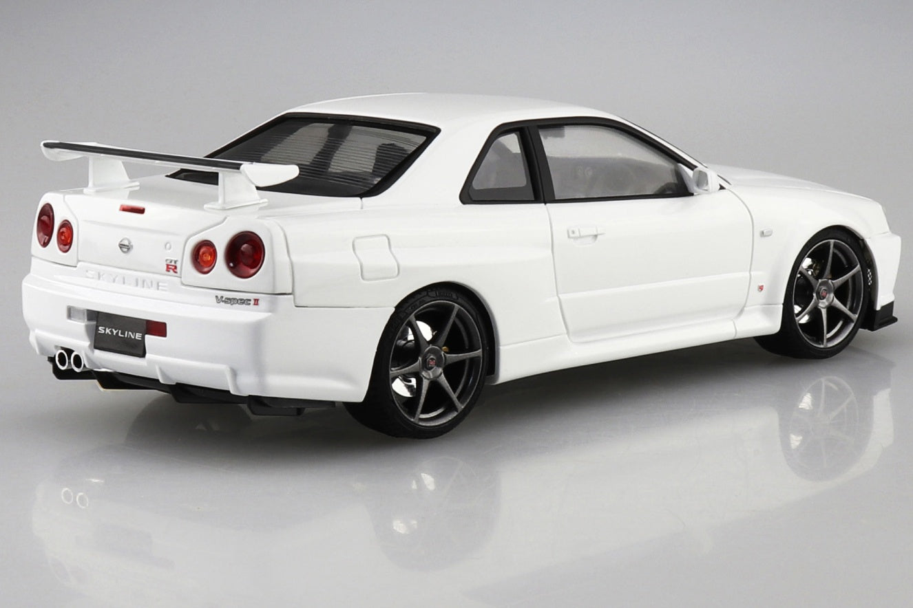 Aoshima 1/24 Nissan BNR34 Skyline GT-R V-spec II '00 White