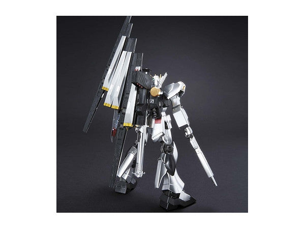 Bandai HGUC 1/144 RX-93 Νu Gundam Metallic Coating Ver.