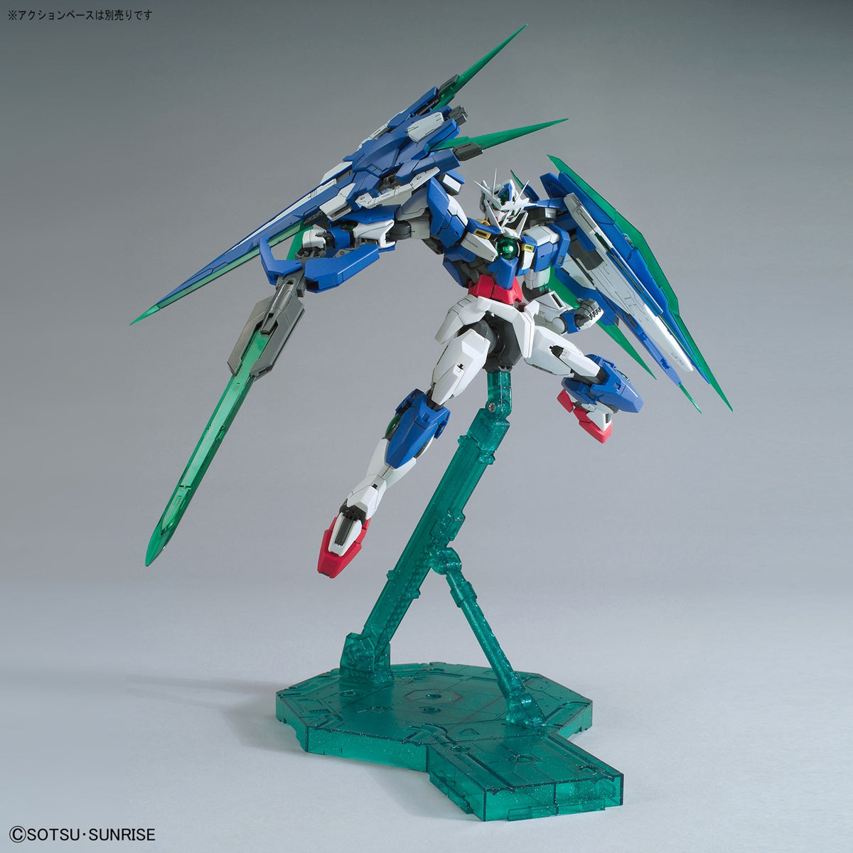 BANDAI Hobby MG 1/100 00 QAN[T] FULL SABER