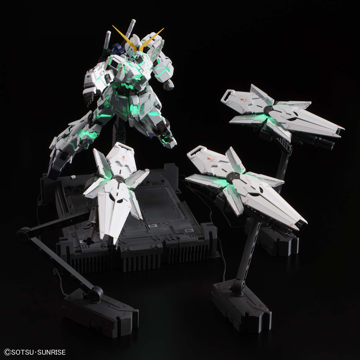 BANDAI Hobby MGEX 1/100 UNICORN GUNDAM Ver.Ka