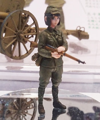 FineMolds 1/35 Historic Costume Girl Type 41 75mm Mountain Gun with Figure 'Konoka'