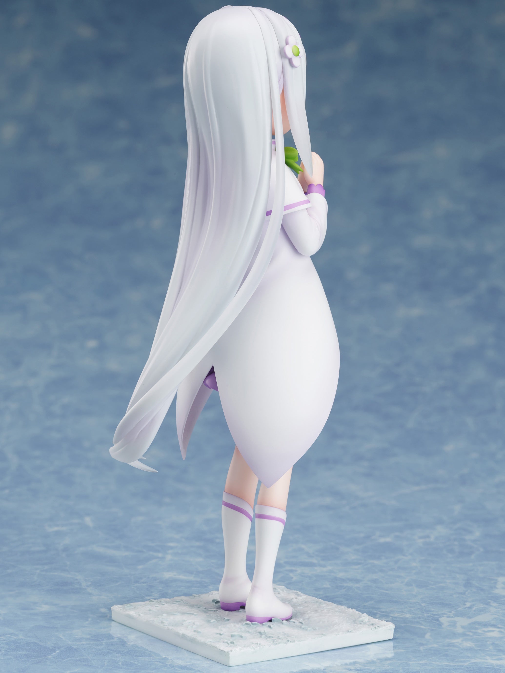 Good Smile Company Re:ZERO -Starting Life in Another World- Series Emilia -Memory of Childhood- 1/7 Scale Figure