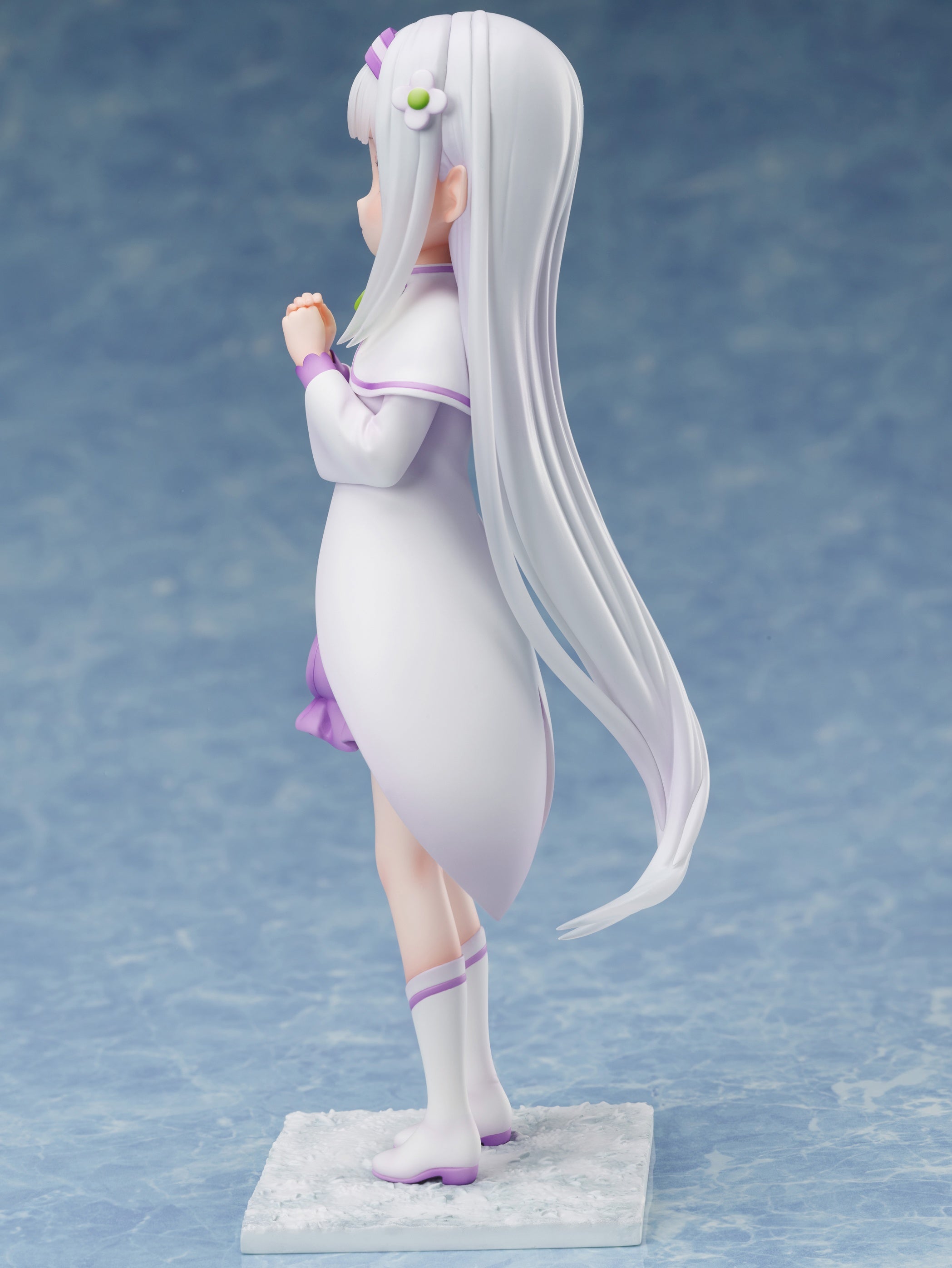 Good Smile Company Re:ZERO -Starting Life in Another World- Series Emilia -Memory of Childhood- 1/7 Scale Figure