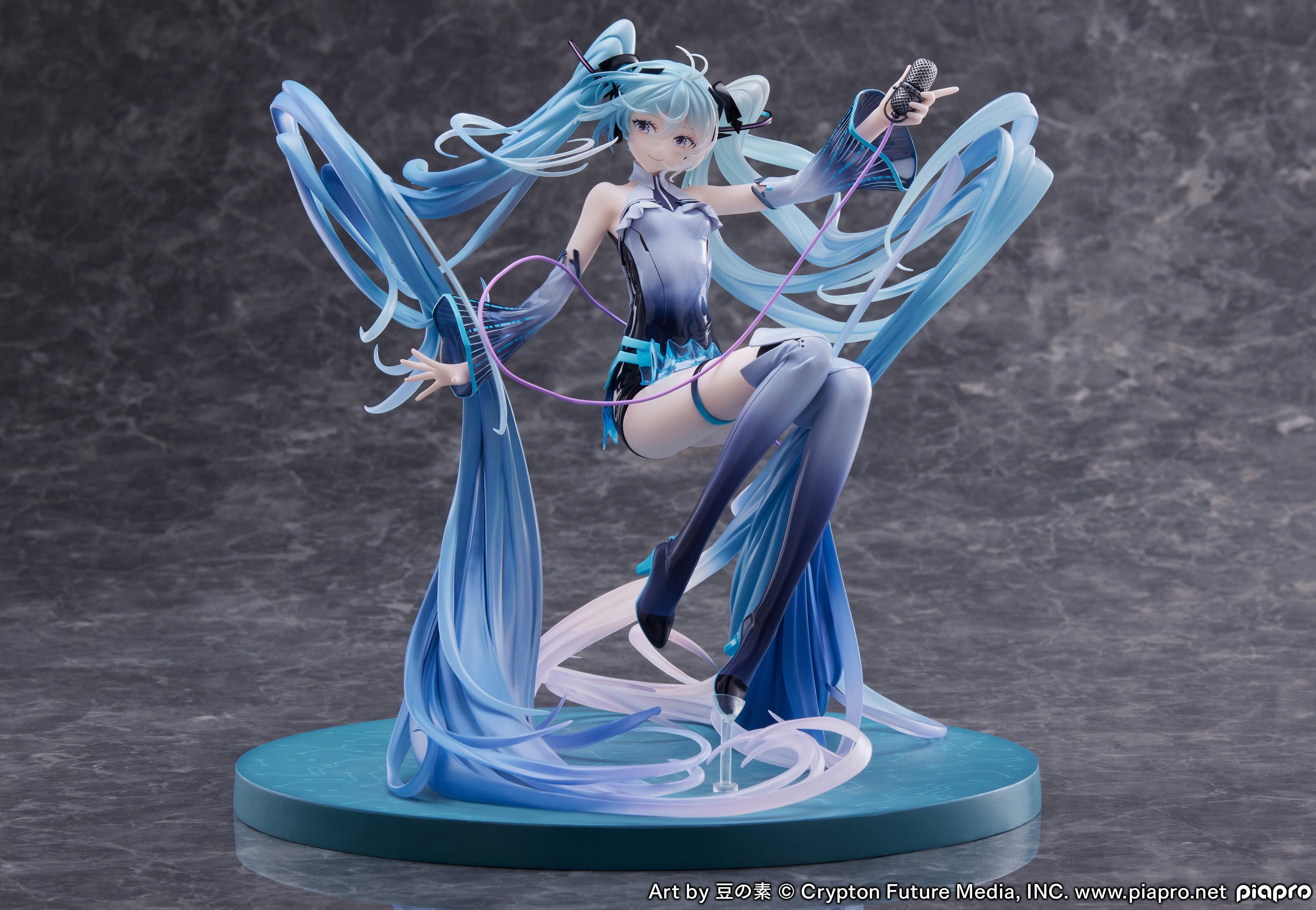 FURYU Corporation Hatsune Miku Techno-Magic ver. 1/7 Scale Figure