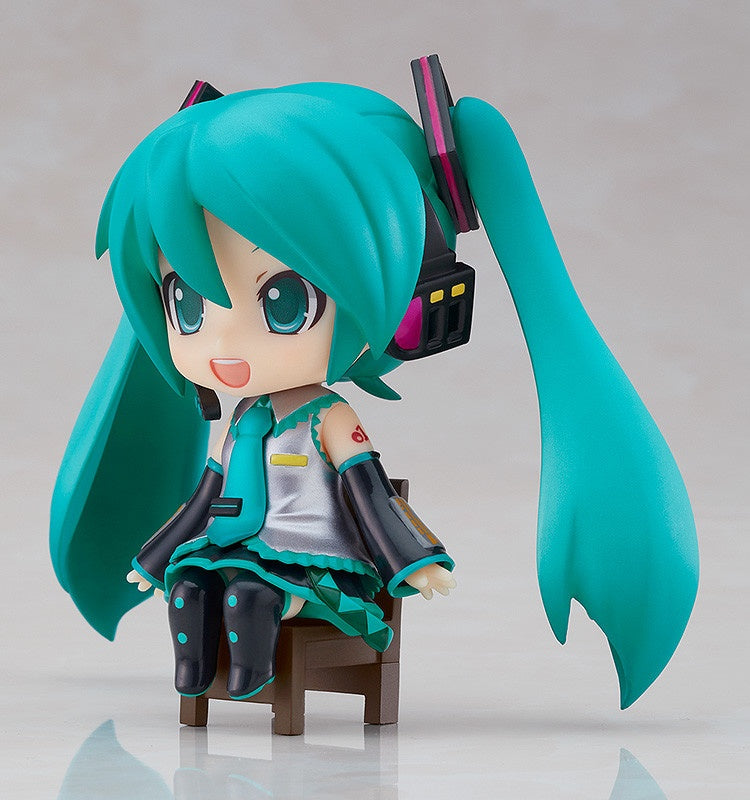 Good Smile Company Character Vocal Series 01: Hatsune Miku Series Hatsune Miku Nendoroid Swacchao Doll