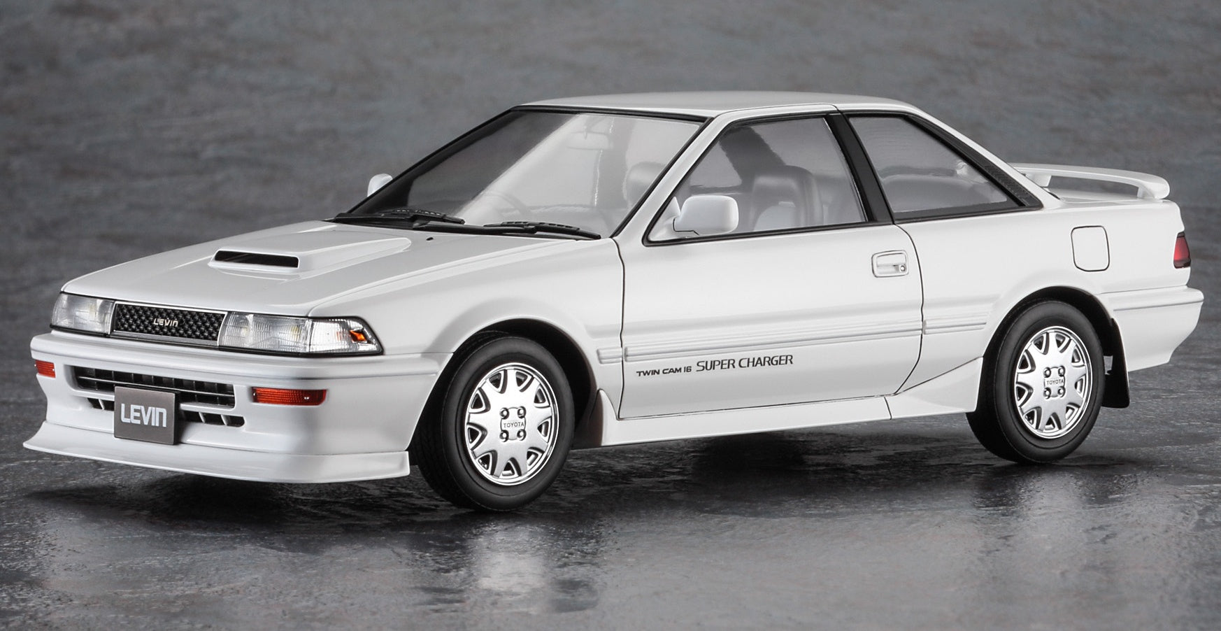 Hasegawa 1/24  TOYOTA COROLLA LEVIN AE92 GT-Z LATE VERSION w/LIP SPOILER(4967834206557)