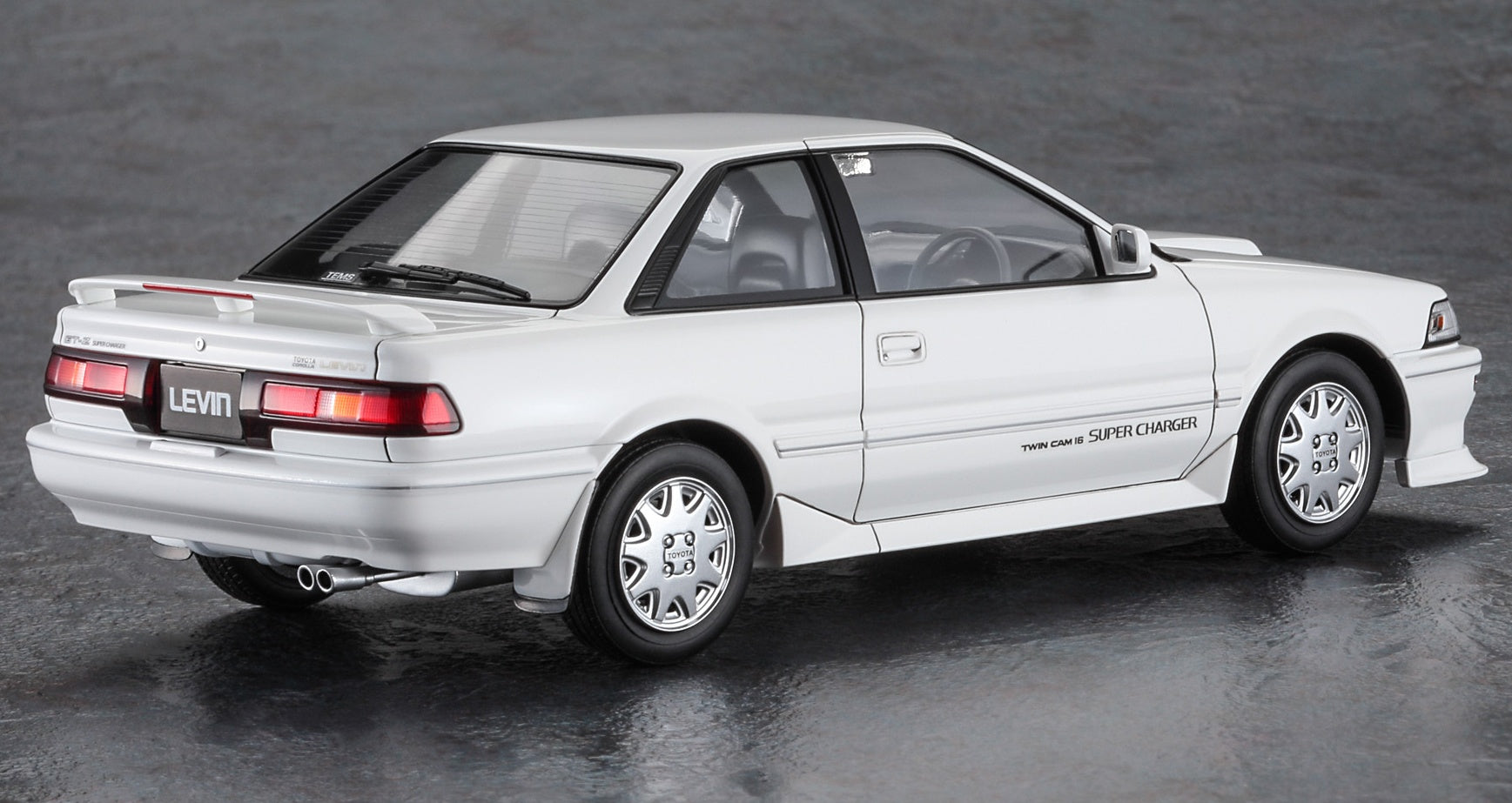 Hasegawa 1/24  TOYOTA COROLLA LEVIN AE92 GT-Z LATE VERSION w/LIP SPOILER(4967834206557)