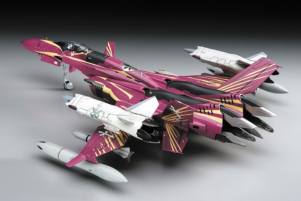 Aoshima 1/72  SV-51 γ w/TwinBooster "MACROSS ZERO"