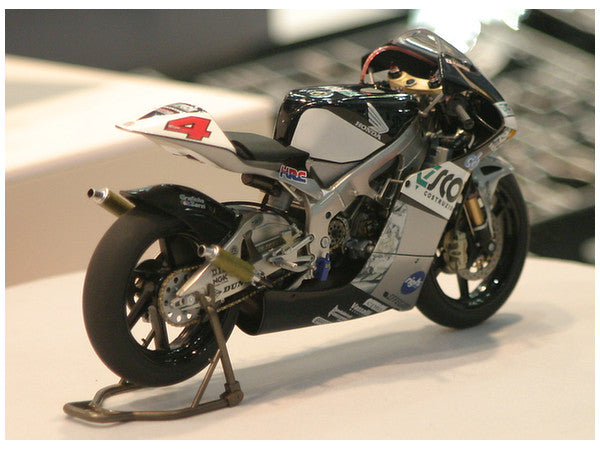 Hasegawa [BK1] 1:12 SCOT RACING TEAM HONDA RS250RW 2009 WGP250 CHAMPION(4967834215016)