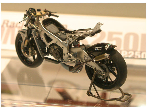 Hasegawa [BK1] 1:12 SCOT RACING TEAM HONDA RS250RW 2009 WGP250 CHAMPION(4967834215016)