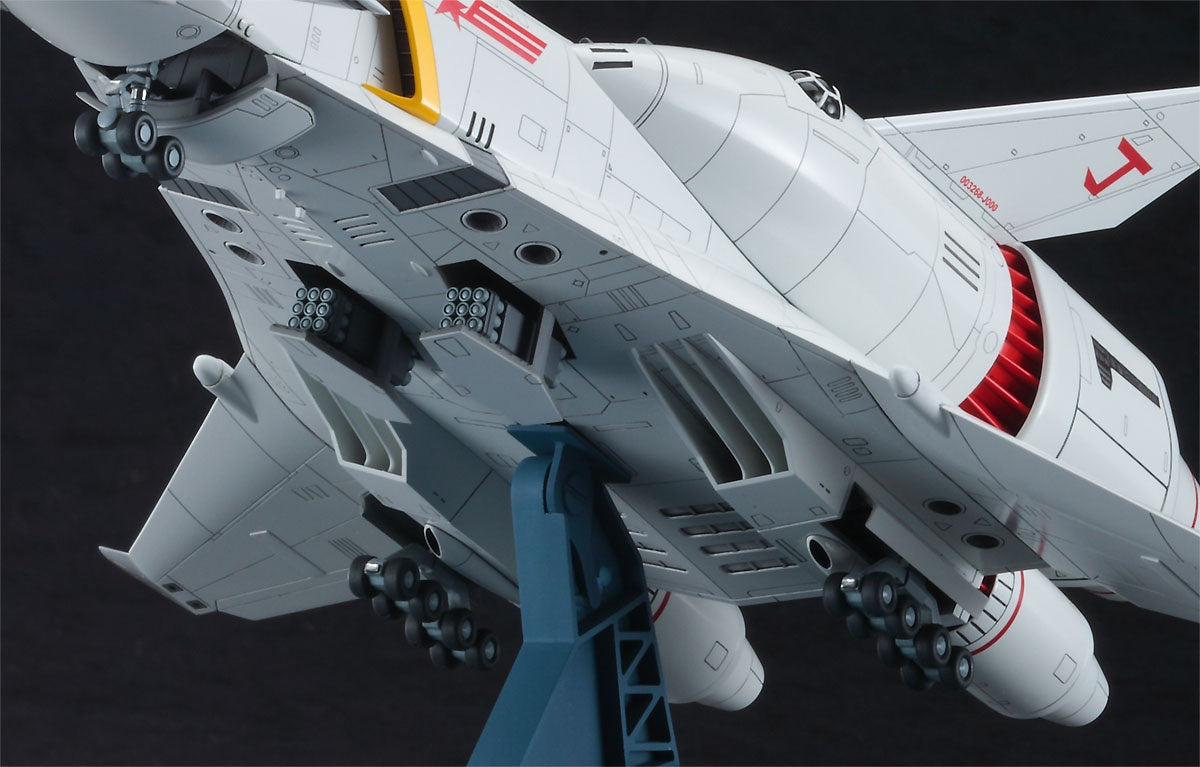 Hasegawa 1/400 Crusher Joe Minerva