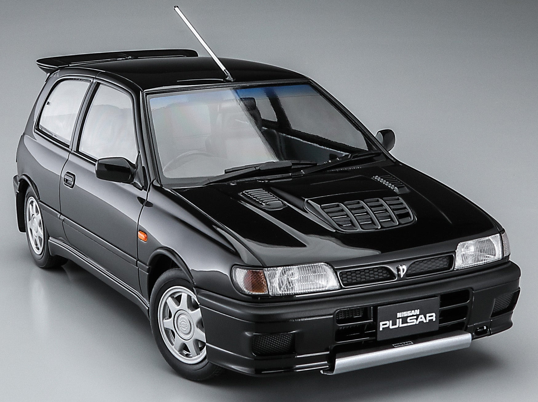 Hasegawa [HC47] 1:24 NISSAN PULSAR (RNN14) GTI-R(4967834211476)