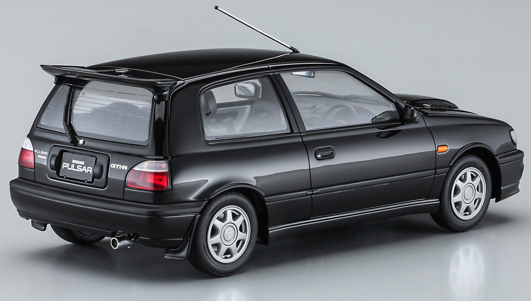 Hasegawa [HC47] 1:24 NISSAN PULSAR (RNN14) GTI-R(4967834211476)