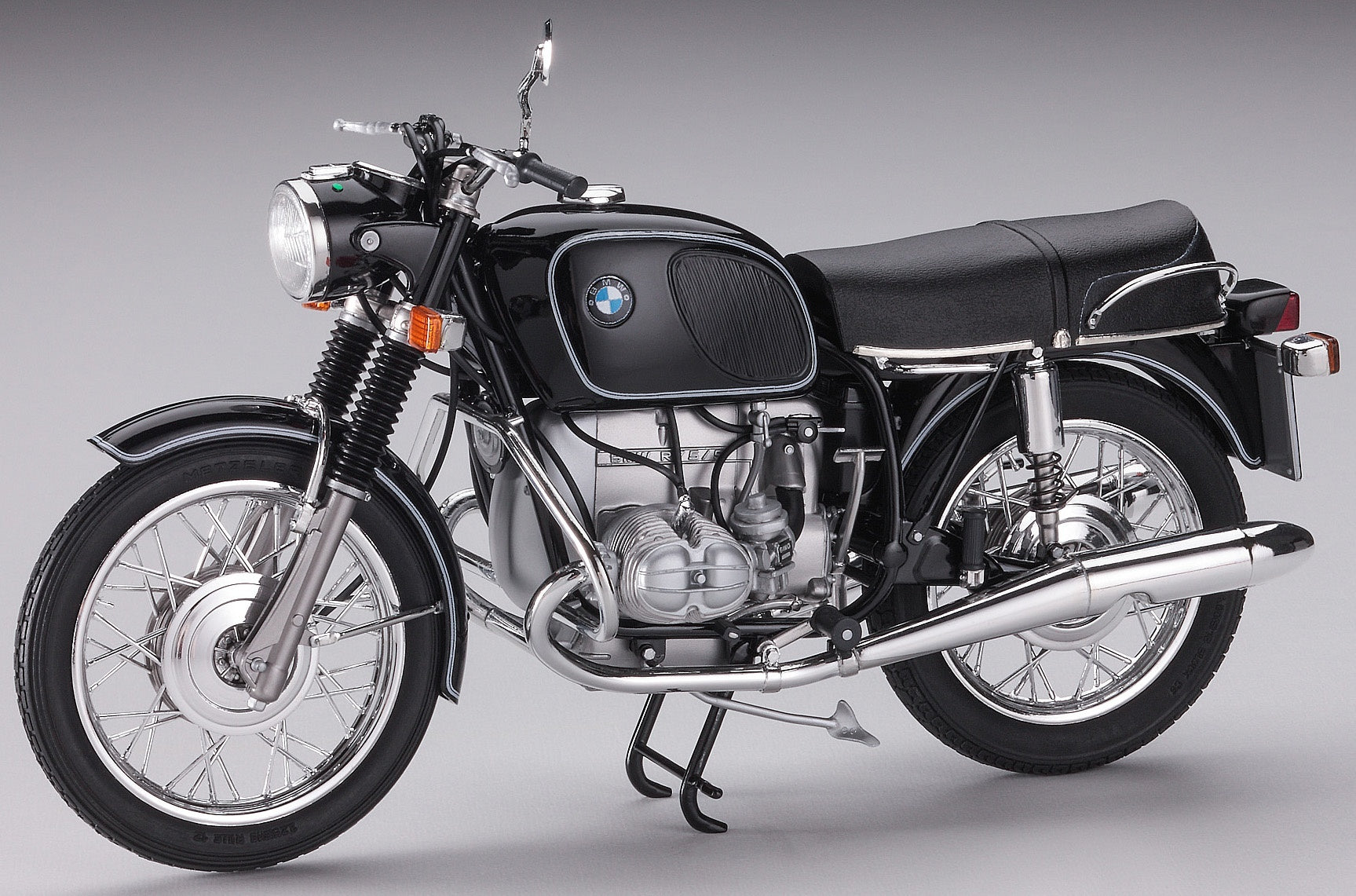 Hasegawa 1/10 BMW R75/5 (SP374)