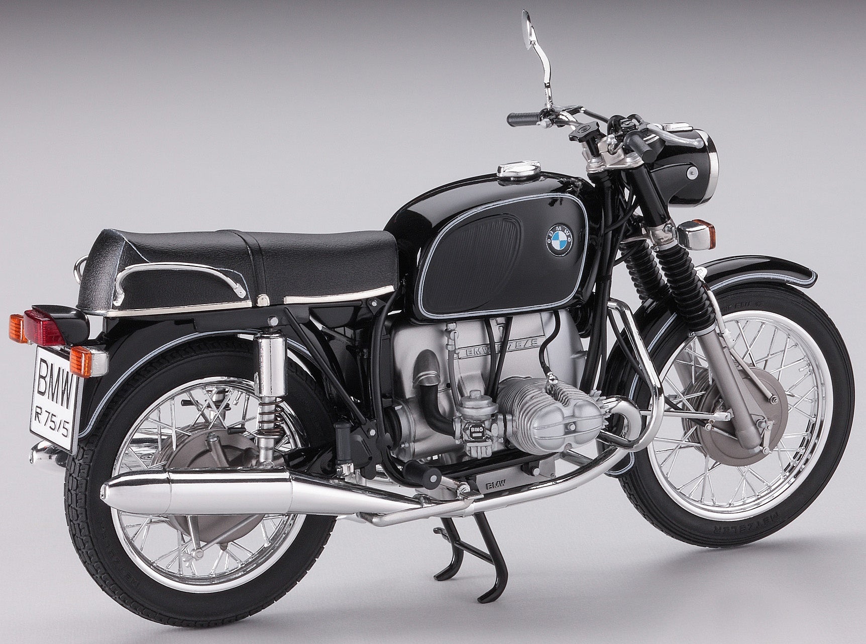 Hasegawa 1/10 BMW R75/5 (SP374)