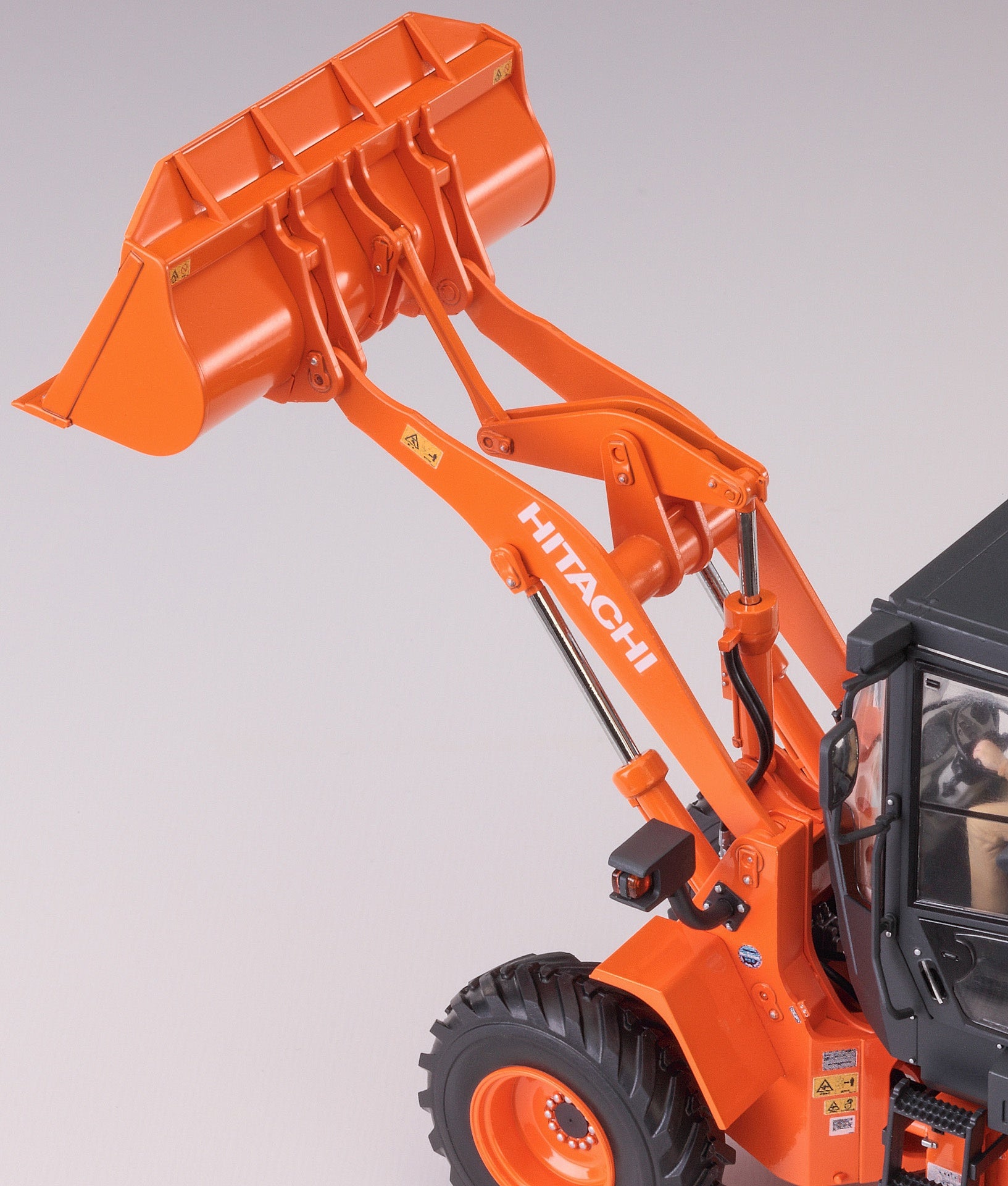 Hasegawa [WM04] 1:35 HITACHI WHEEL LOADER ZW100-6