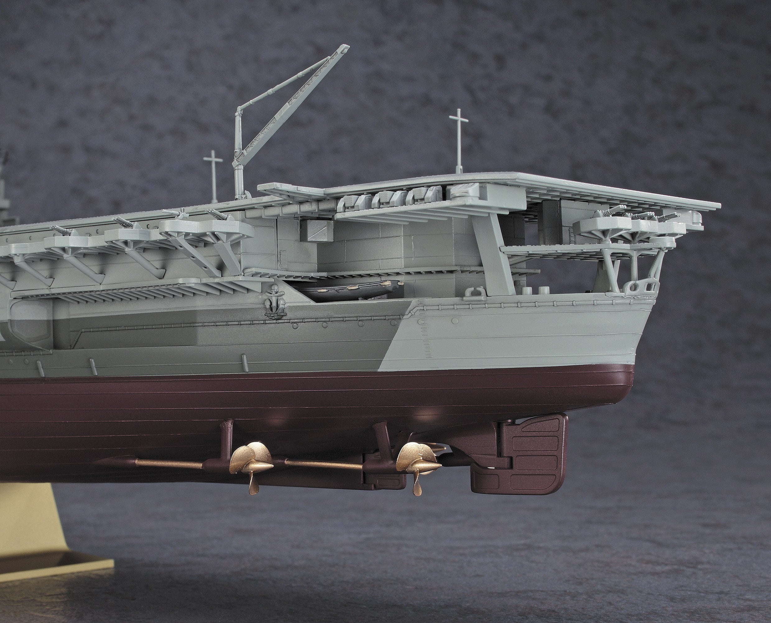 Hasegawa 1/450 Ijn Aircraft Carrier Shinano