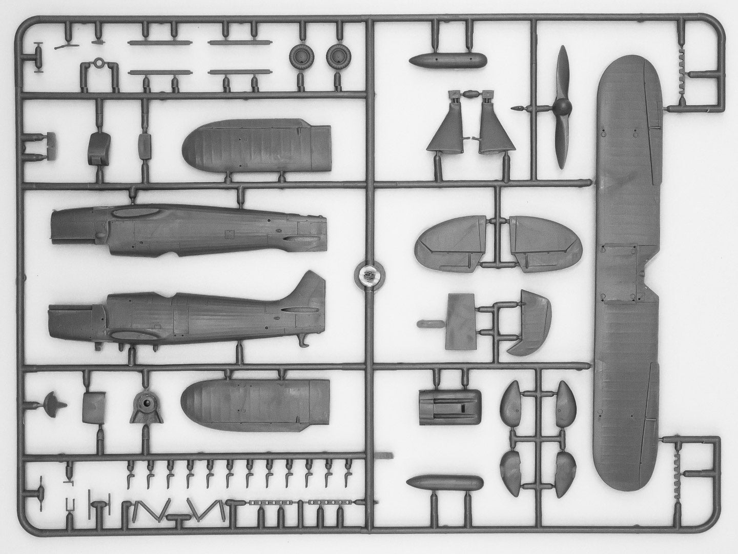 ICM 1/72 Biplanes of the 1930s and 1940s (Не-51A-1, Ki-10-II, U-2/Po-2VS), Aircraft