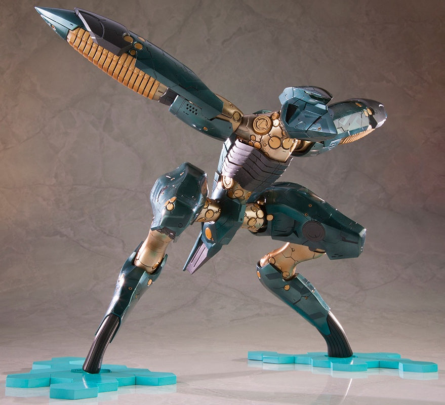 Kotobukiya 1/100 Metal Gear Solid 4 Guns of The Patriots Series Metal Gear Ray, Plastic Model Kit