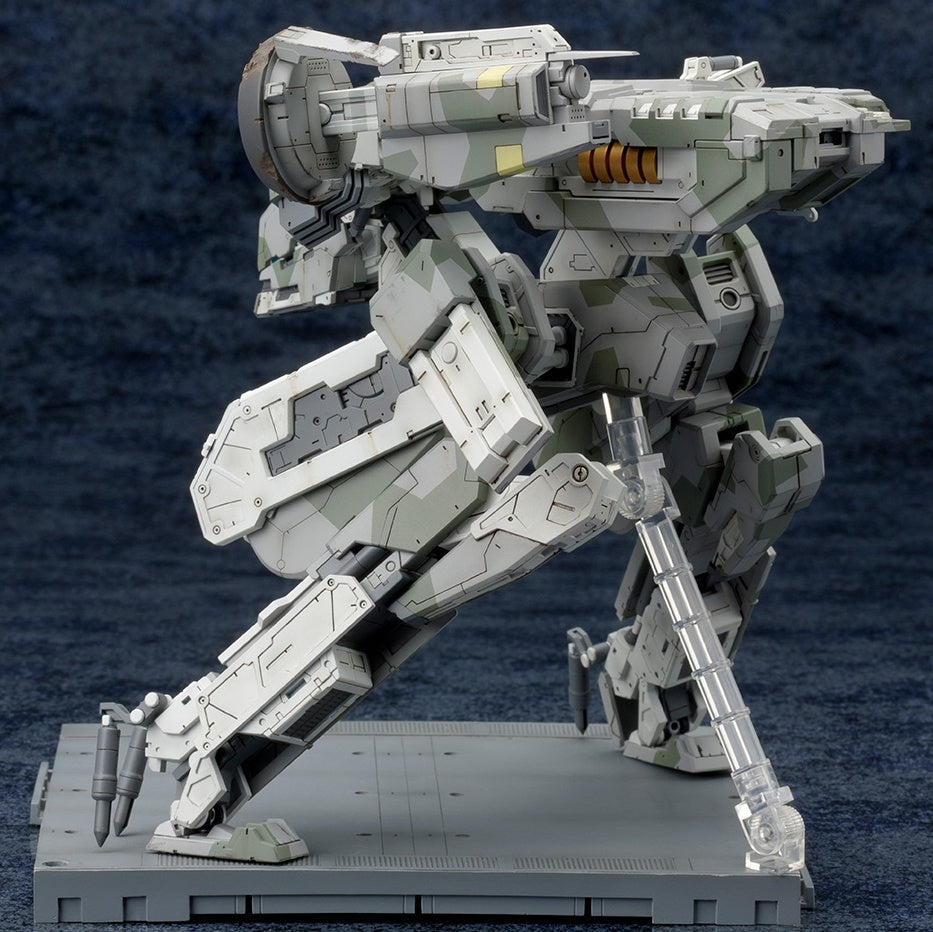 Kotobukiya 1/100 Metal Gear Solid 4 Guns Of The Patriots Series REX Metal Gear Solid 4 Ver., Plastic Model Kit