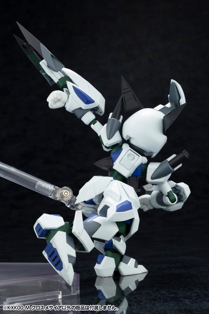 Kotobukiya 1/6 Medarot KXK00-M Crossmessiah, Plastic Model Kit