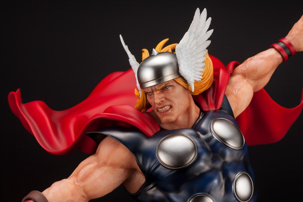 Kotobukiya 1/6 Marvel Universe Thor Avengers Fine Art Statue