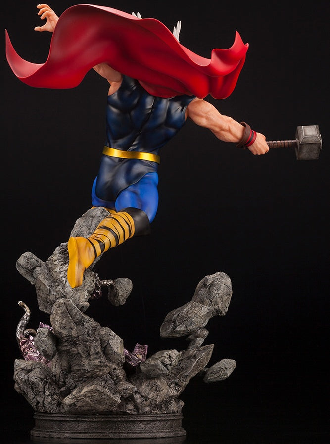 Kotobukiya 1/6 Marvel Universe Thor Avengers Fine Art Statue