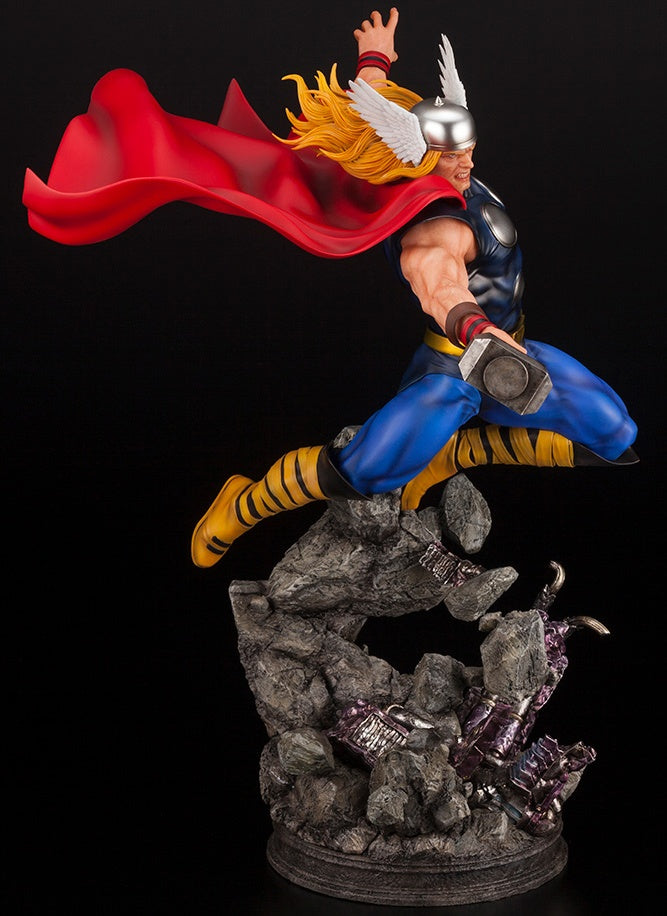 Kotobukiya 1/6 Marvel Universe Thor Avengers Fine Art Statue