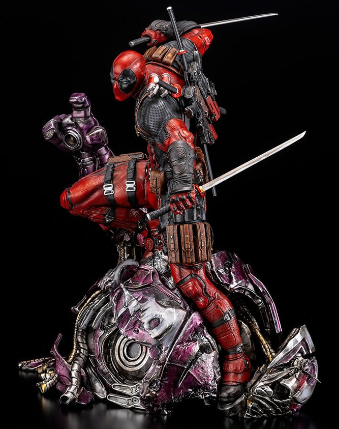 Kotobukiya 1/6 Marvel Universe Series Deadpool Fine Art Statue Signature Series -Featuring The Kucharek Brothers, Cold Cast Statue