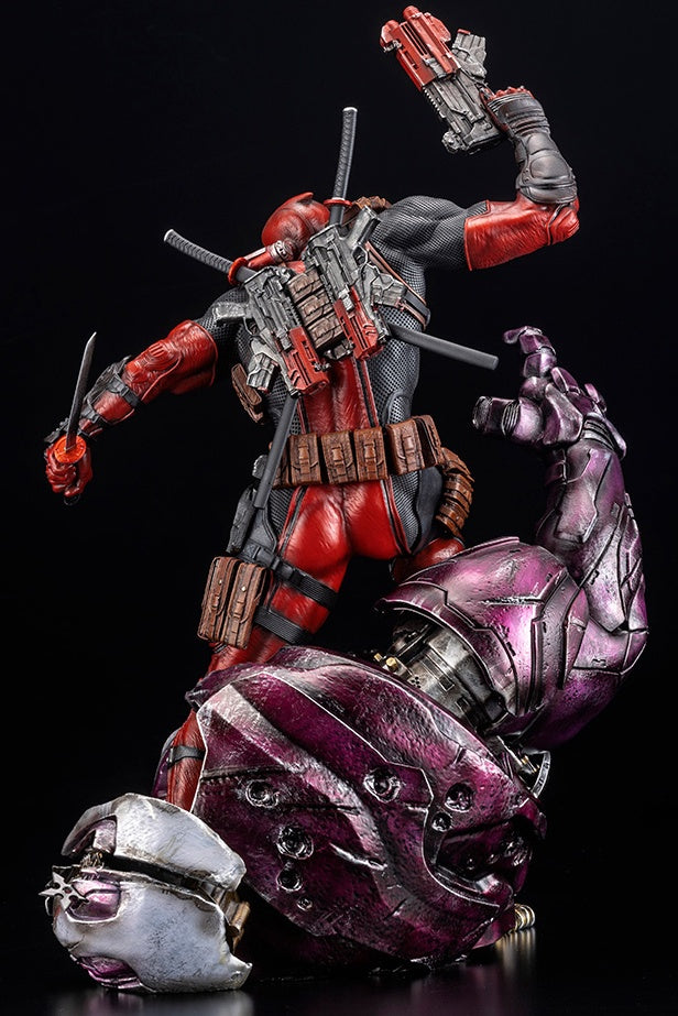 Kotobukiya 1/6 Marvel Universe Series Deadpool Fine Art Statue Signature Series -Featuring The Kucharek Brothers, Cold Cast Statue