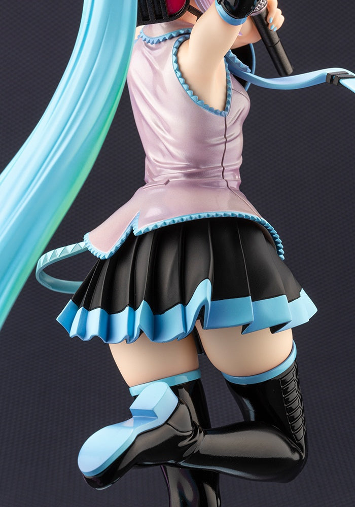 Kotobukiya 1/7 Hatsune Miku Feat. My Little Pony Bishoujo Statue, Pre-Painted PVC Statue