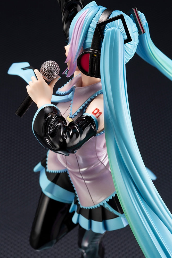 Kotobukiya 1/7 Hatsune Miku Feat. My Little Pony Bishoujo Statue, Pre-Painted PVC Statue