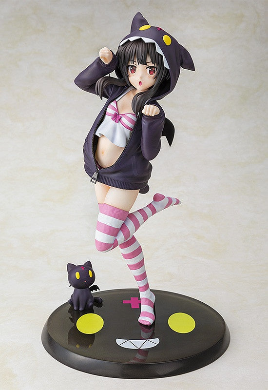 Good Smile Company Kono Subarashii Sekai Ni Syukufuku Wo Series CAworks Megumin Hoodie Look Chomusuke Ver. 1/7 Scale Figure