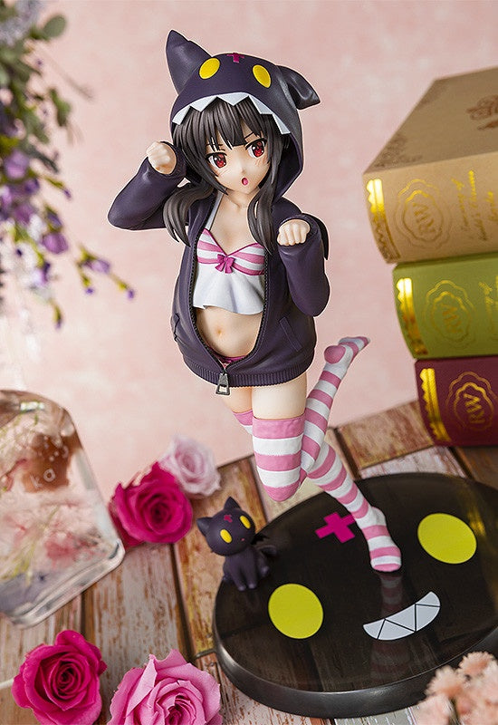 Good Smile Company Kono Subarashii Sekai Ni Syukufuku Wo Series CAworks Megumin Hoodie Look Chomusuke Ver. 1/7 Scale Figure