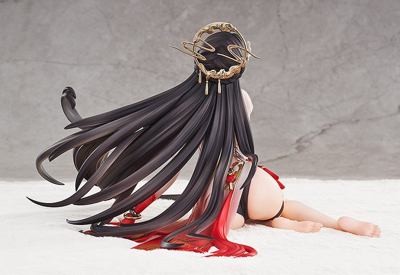 Good Smile Company Punishing Gray Raven Series Qu Crimson Blessing 1/7 Scale Figure