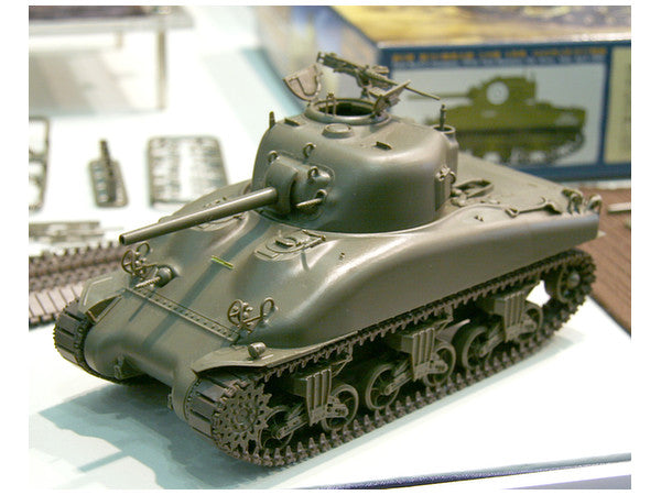 Asuka 1/35 U.S. Medium Tank M4A1 Sherman (Mid Production)