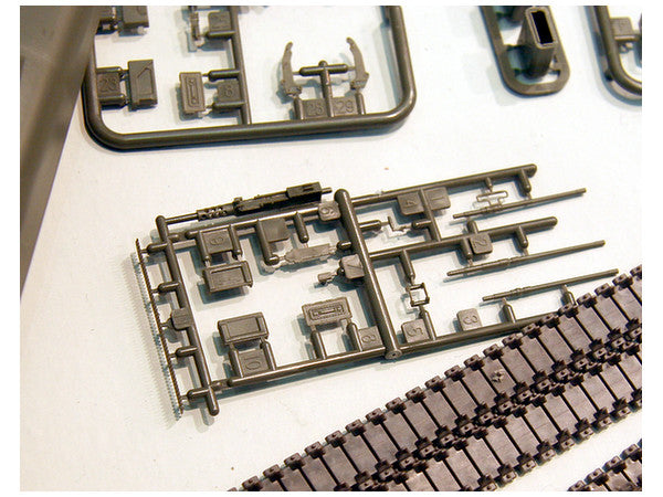 Asuka 1/35 U.S. Medium Tank M4A1 Sherman (Mid Production)