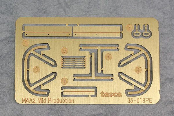 Asuka 1/35 British Army Sherman 3 Mid Production (with Cast Driver's Hood)