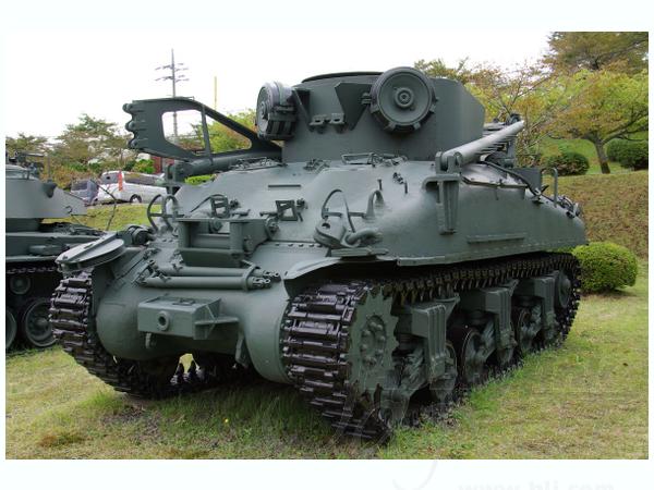 Asuka 1/35 U.S. Army M32B1 Tank Recovery Vehicle