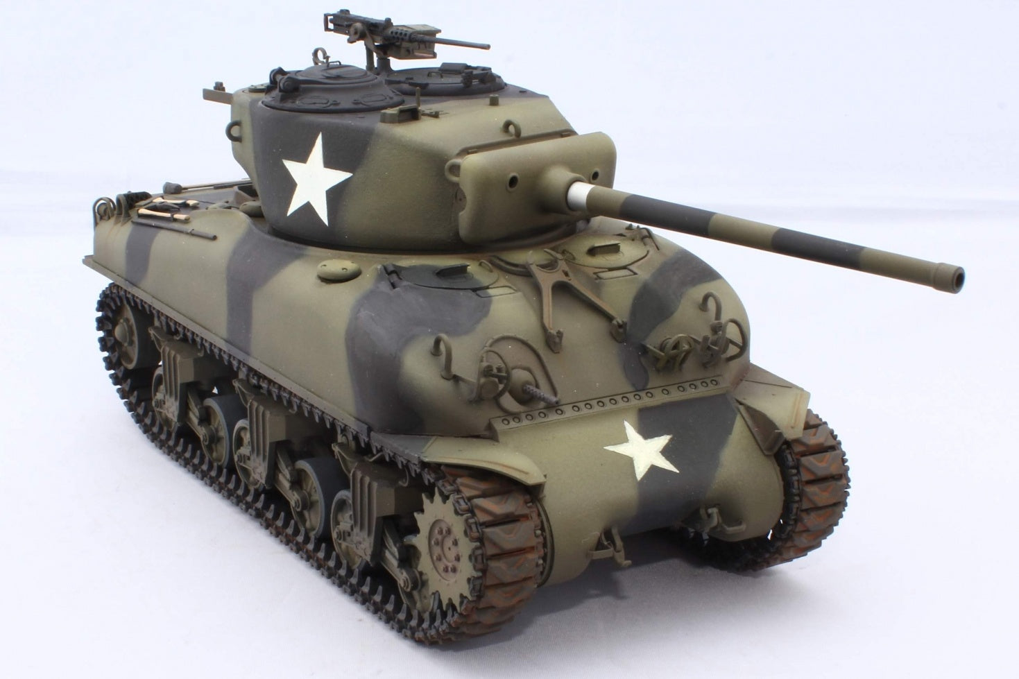 Asuka 1/35 U.S. Medium Tank M4A1 76mm Sherman