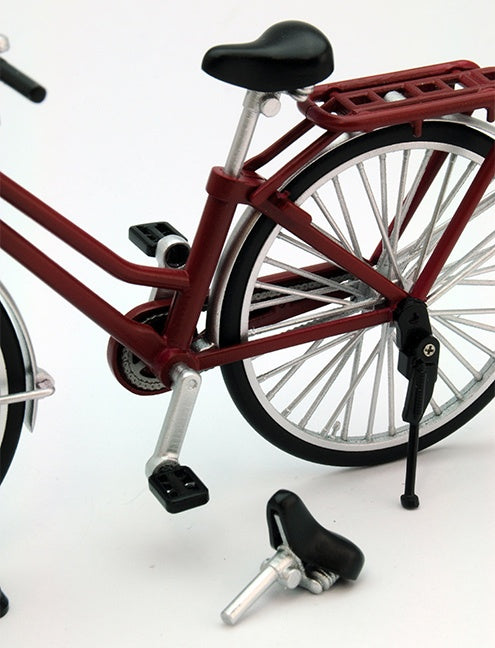 TomyTec Little Armory 1/12 LM005 Commuting Bicycle Defense School Maroon