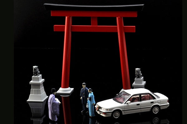 Tomica Limited Vintage Diocolle 64 1/64 #Car Snap 03a First Shrine Visit of New Year