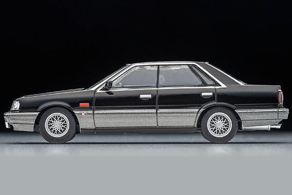 Tomica Limited Vintage 1/64 LV-N282b Nissan Skyline 4Dr  HT GTS TwinCam 24V Black/Silver 1986