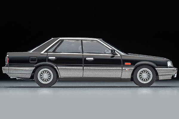 Tomica Limited Vintage 1/64 LV-N282b Nissan Skyline 4Dr  HT GTS TwinCam 24V Black/Silver 1986