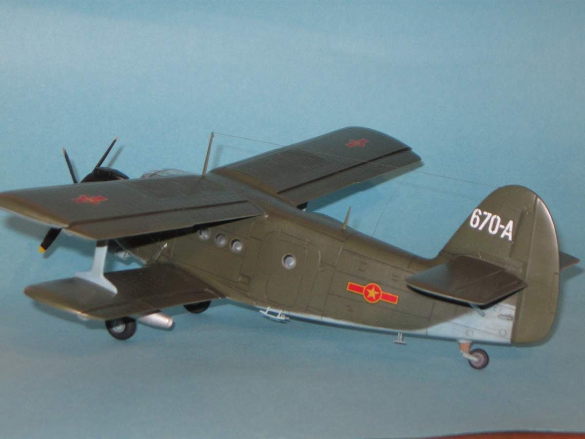 Valom 1/48 Antonov An-2 (Vietnam, Afghanistan)